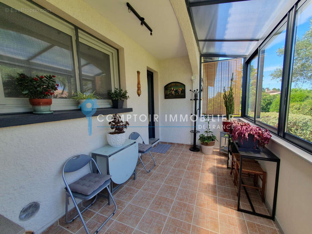 A Vendre GARD (30) - Villa P6 plain-pied à Uzès sur 855 m2 de terrain - photo 7