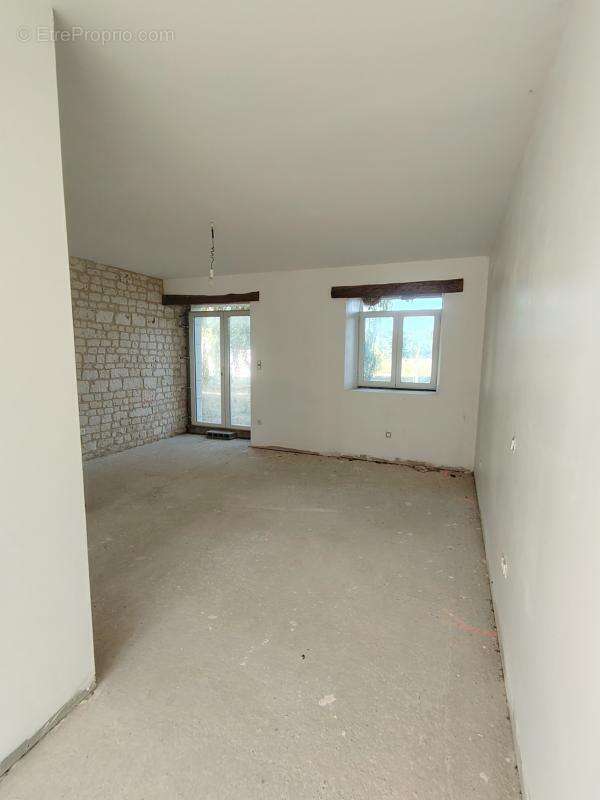 Propriété de caractère avec dépendances, piscine et maison r - photo 7