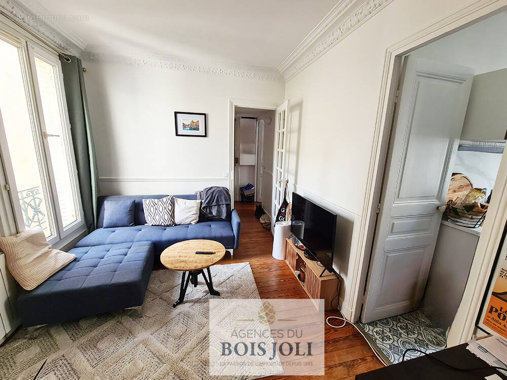 Appartement à COURBEVOIE
