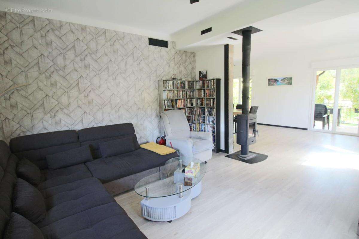 Maison à PUY-L'EVEQUE