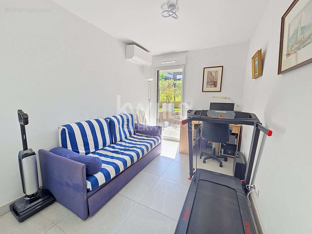 Appartement 62 m² à Villeneuve-Loubet  - photo 9