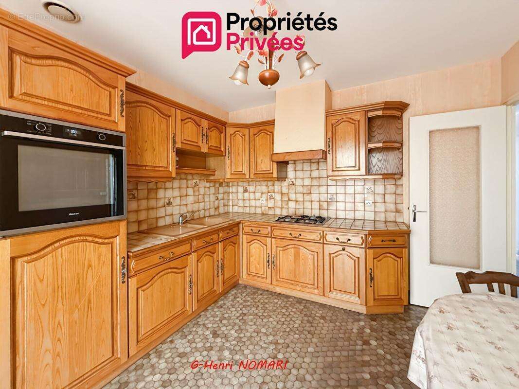 Maison à Issé, 5 pièce(s) 109 m2, 2 Chambres, terrain de 682m² - photo 3
