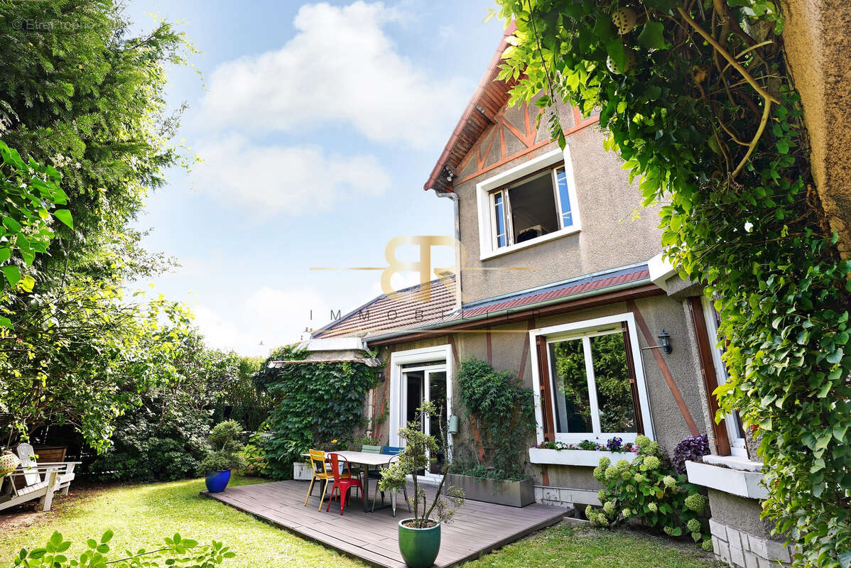 Maison à SAINT-DENIS