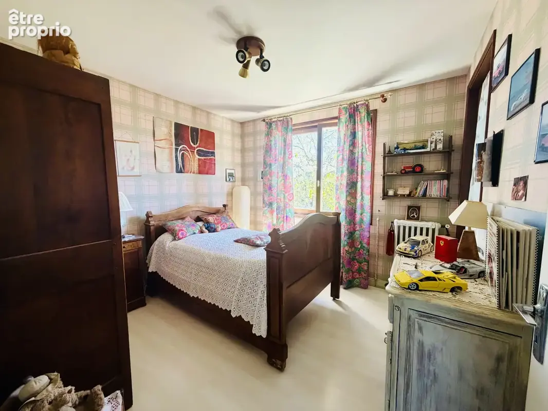 Belle propriété T6 avec dépendances sur Peschadoires ! - photo 8