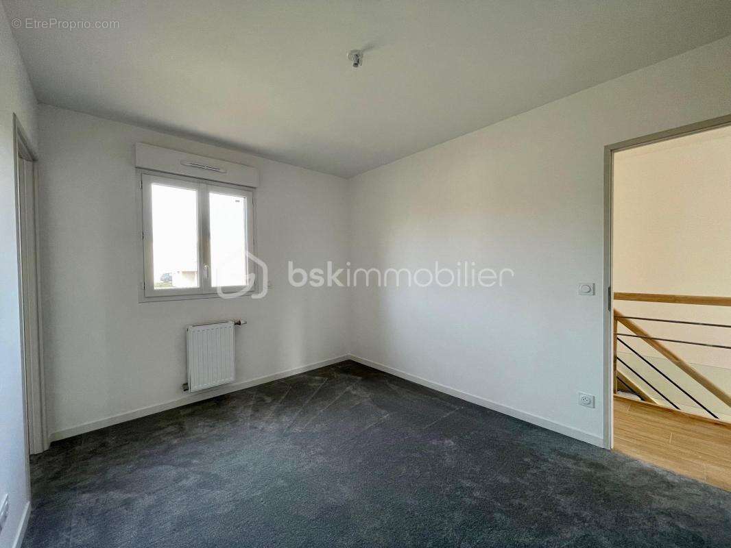  Maison Individuelle Spacieuse avec Potentiel d'Aménagement – ​​Un Bien Rare à Saisir ! - photo 7