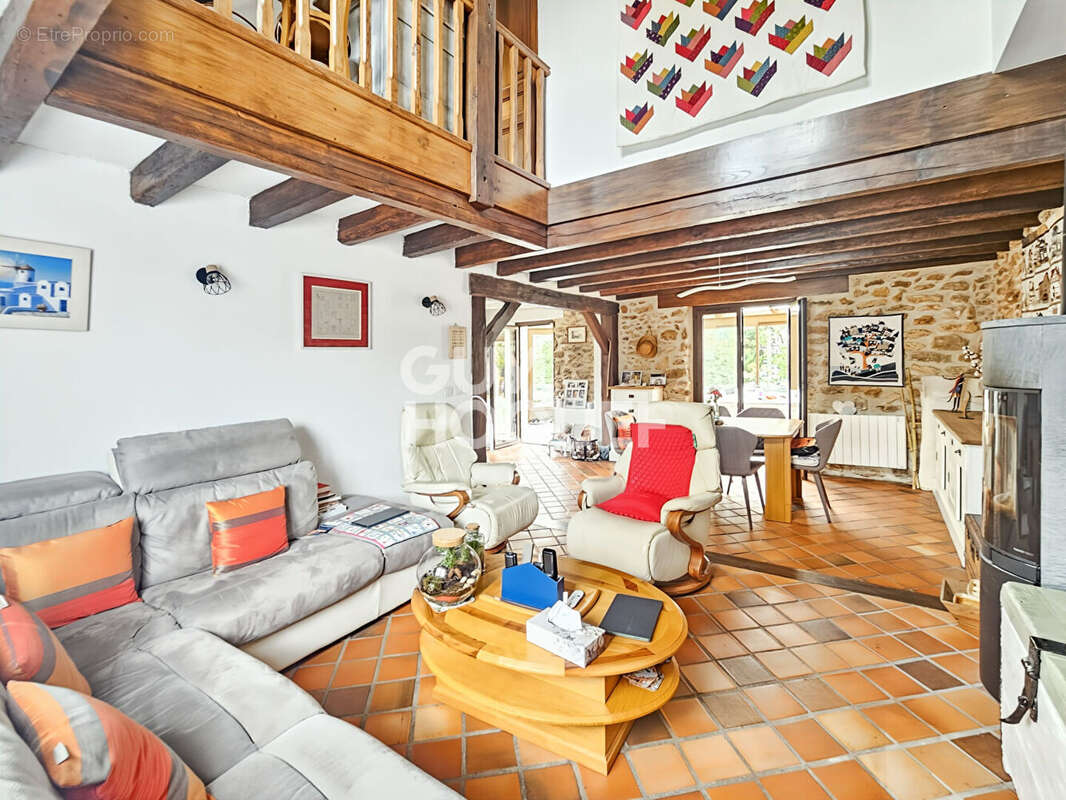 Maison 5 pièces à vendre à Liverdy en Brie - photo 2