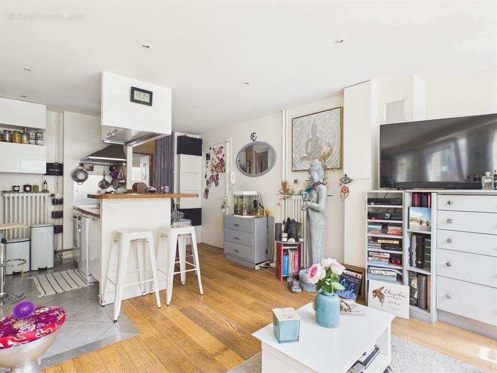Appartement à PARIS-18E