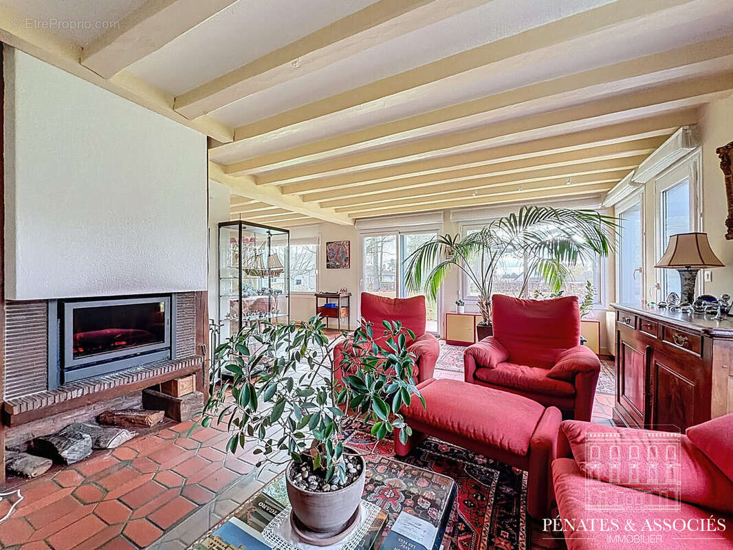 Maison à SAINT-JACQUES-SUR-DARNETAL