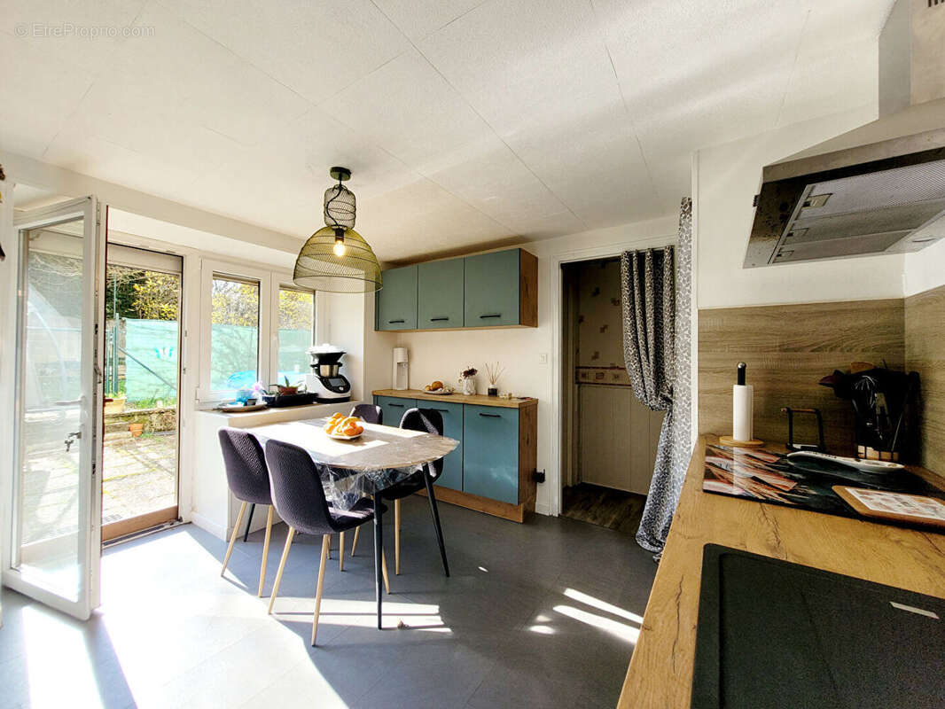 Appartement à SAMPANS