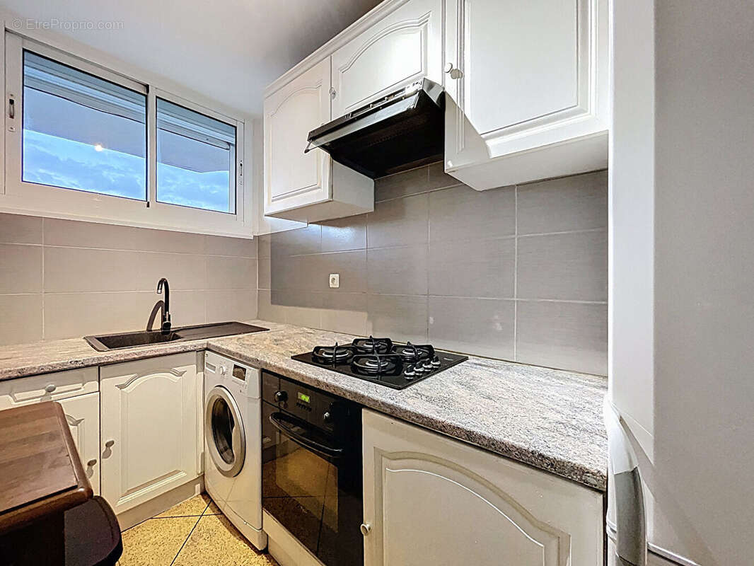 Appartement à MARSEILLE-9E