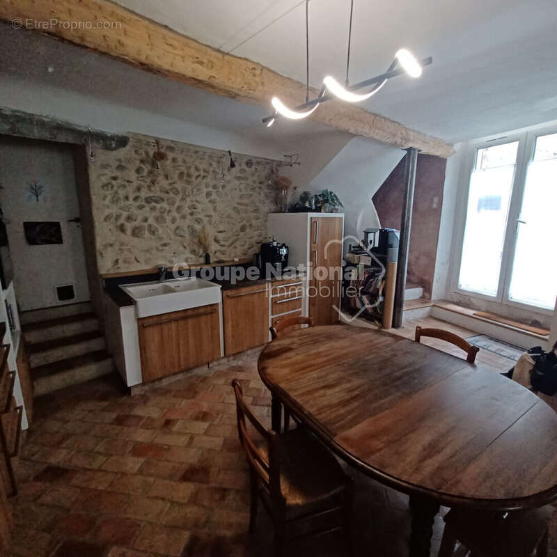 Maison à VALENSOLE
