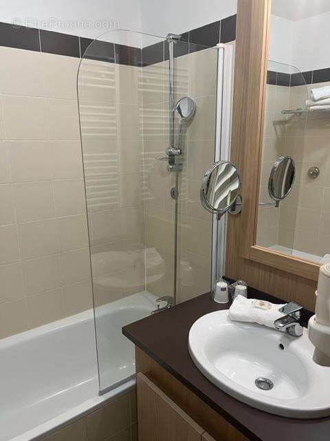 Vente appartement T2  - résidence de tourisme  à Carrières-sur-Seine - photo 7