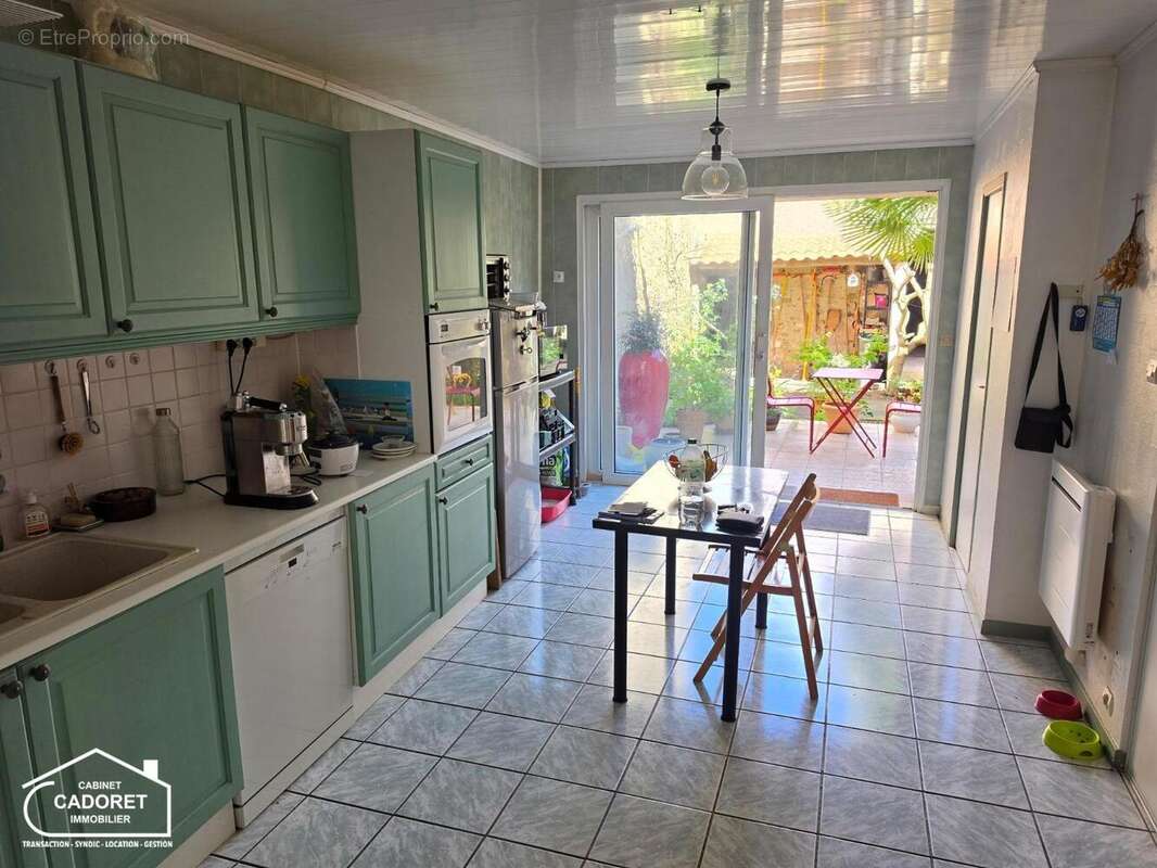   - Maison à PAIMBOEUF