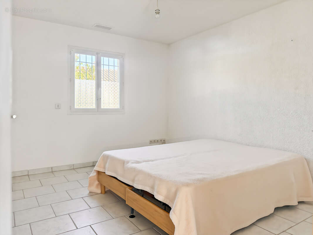 Maison à SAINT-PRIVAT