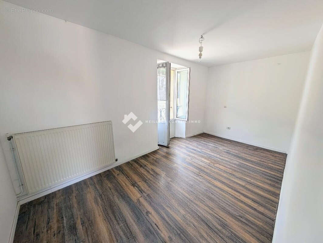 Maison 102 m² à Buxerolles  - photo 7