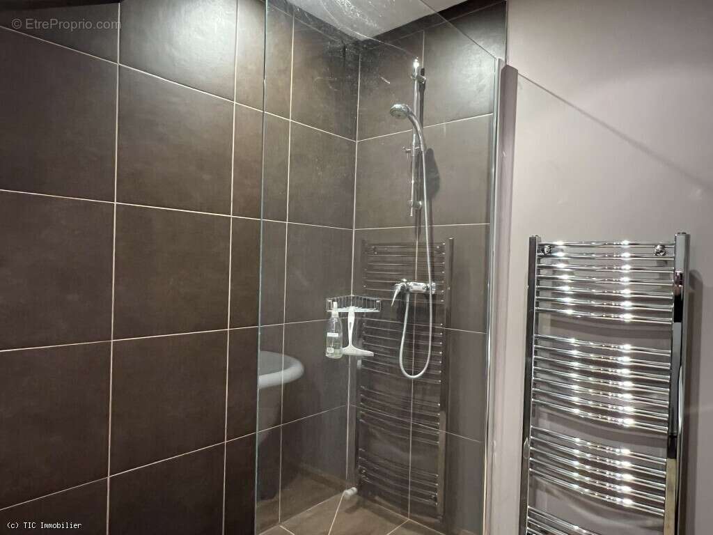 Maison à CHAMPAGNE-MOUTON