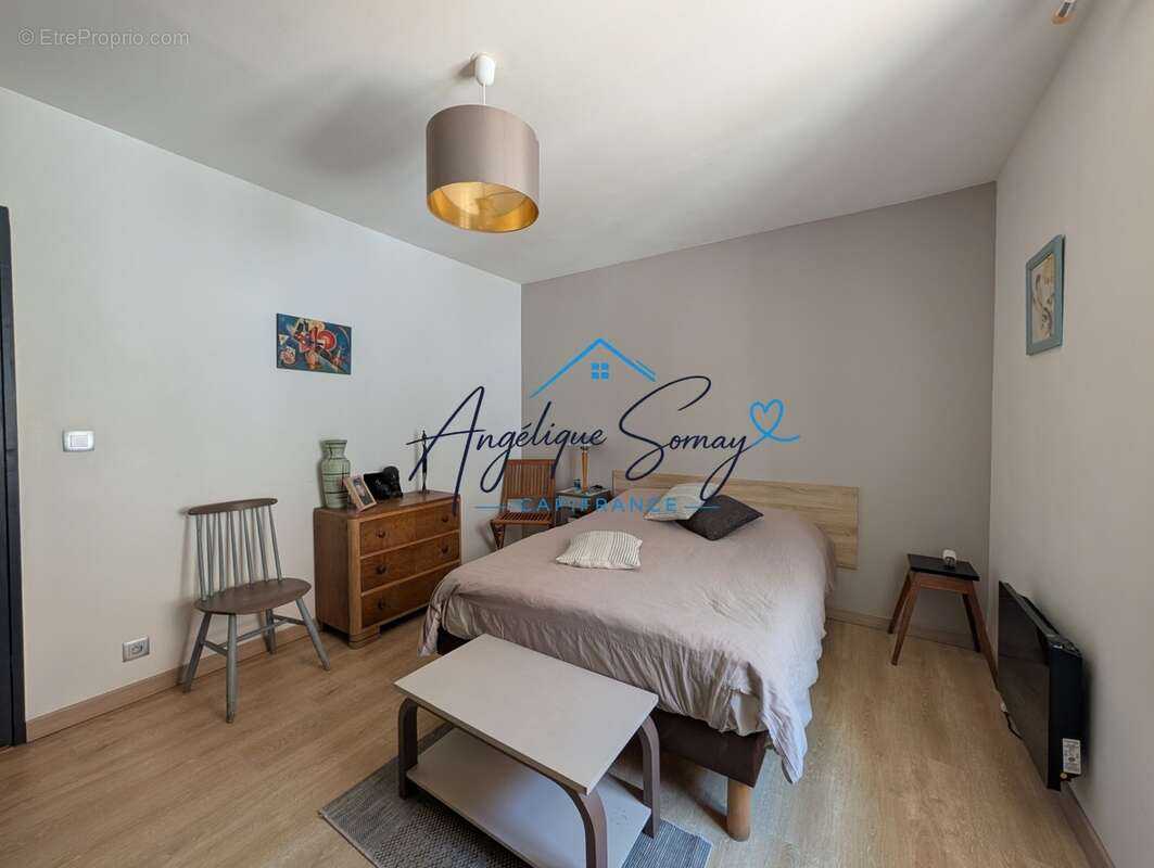 Chille – maison de village mitoyenne de 160 m² avec garage, stationnement - photo 11