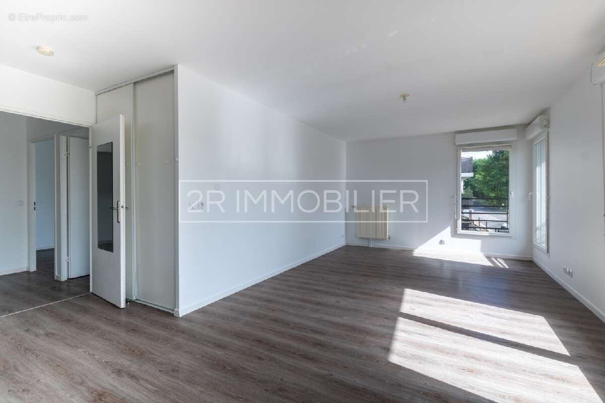 Appartement à POMPONNE