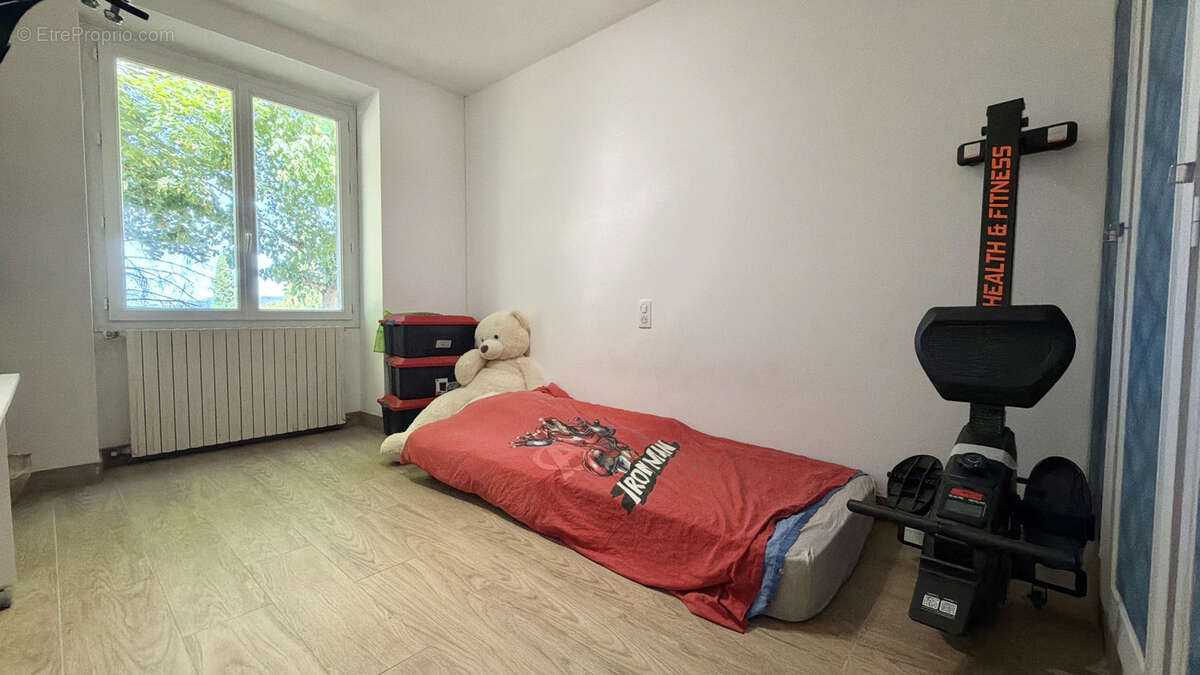 Propriété équestre avec piscine et dépendances. - photo 23