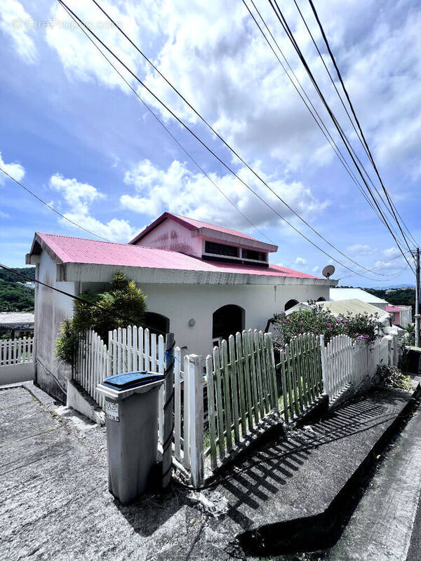 Maison à FORT-DE-FRANCE