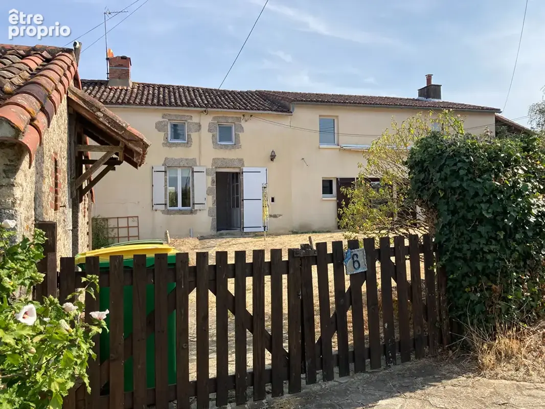 Photo Maison à Scille au prix de 152 975€
