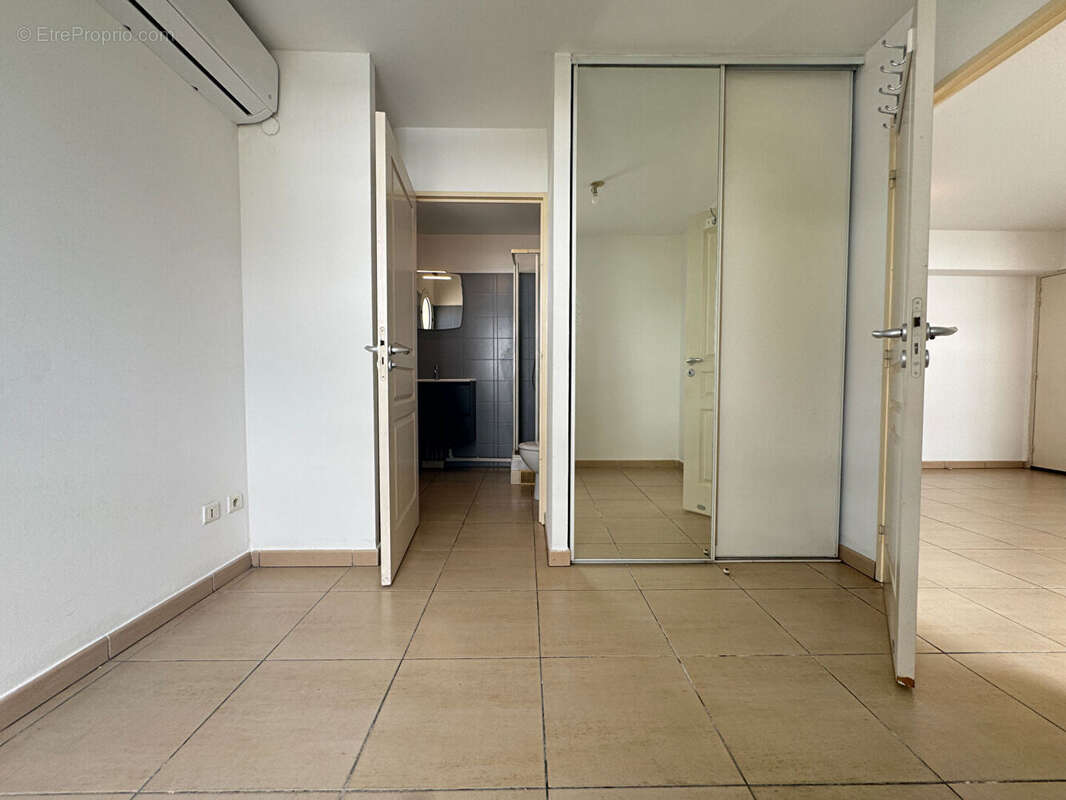 Appartement à SAINT-DENIS