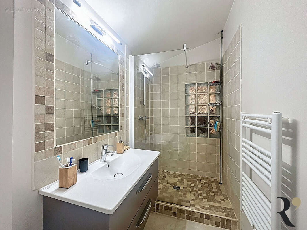 Maison à DREMIL-LAFAGE