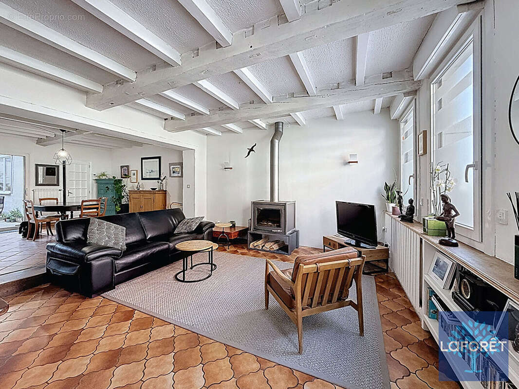 Maison bourgeoise en hypercentre Valenciennes - photo 3