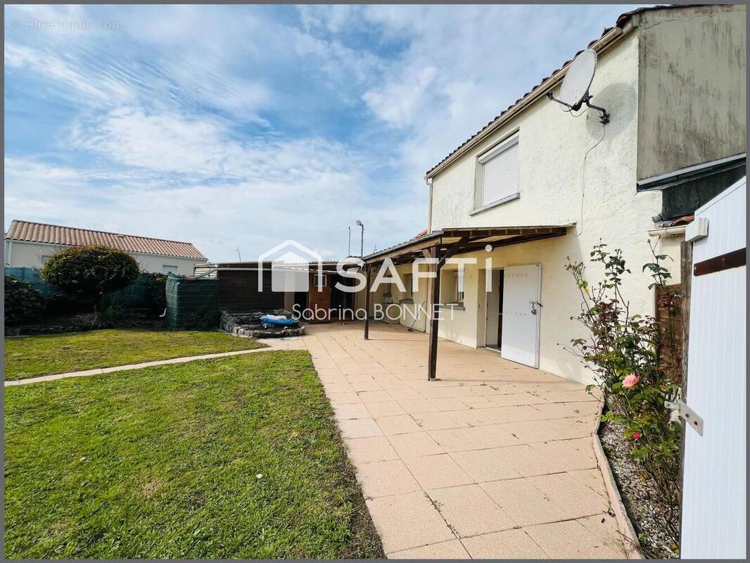 Photo 1 - Maison à SALIGNY