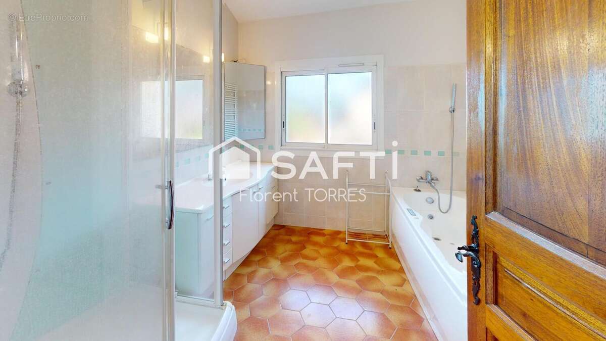 Photo 7 - Maison à SIX-FOURS-LES-PLAGES