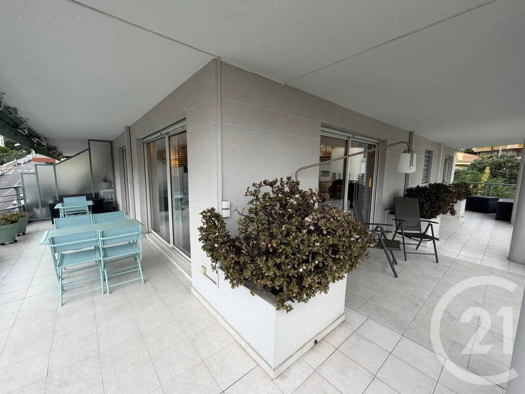 Appartement à LE CANNET
