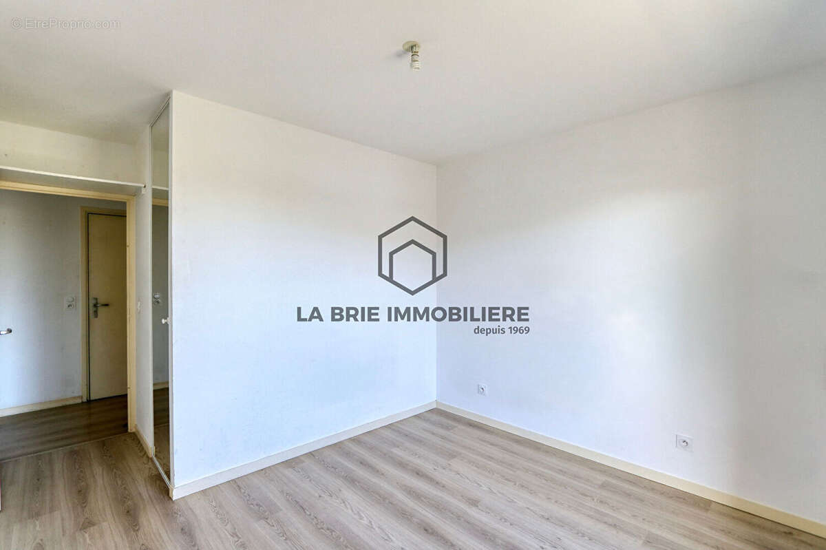 Appartement à VILLECRESNES