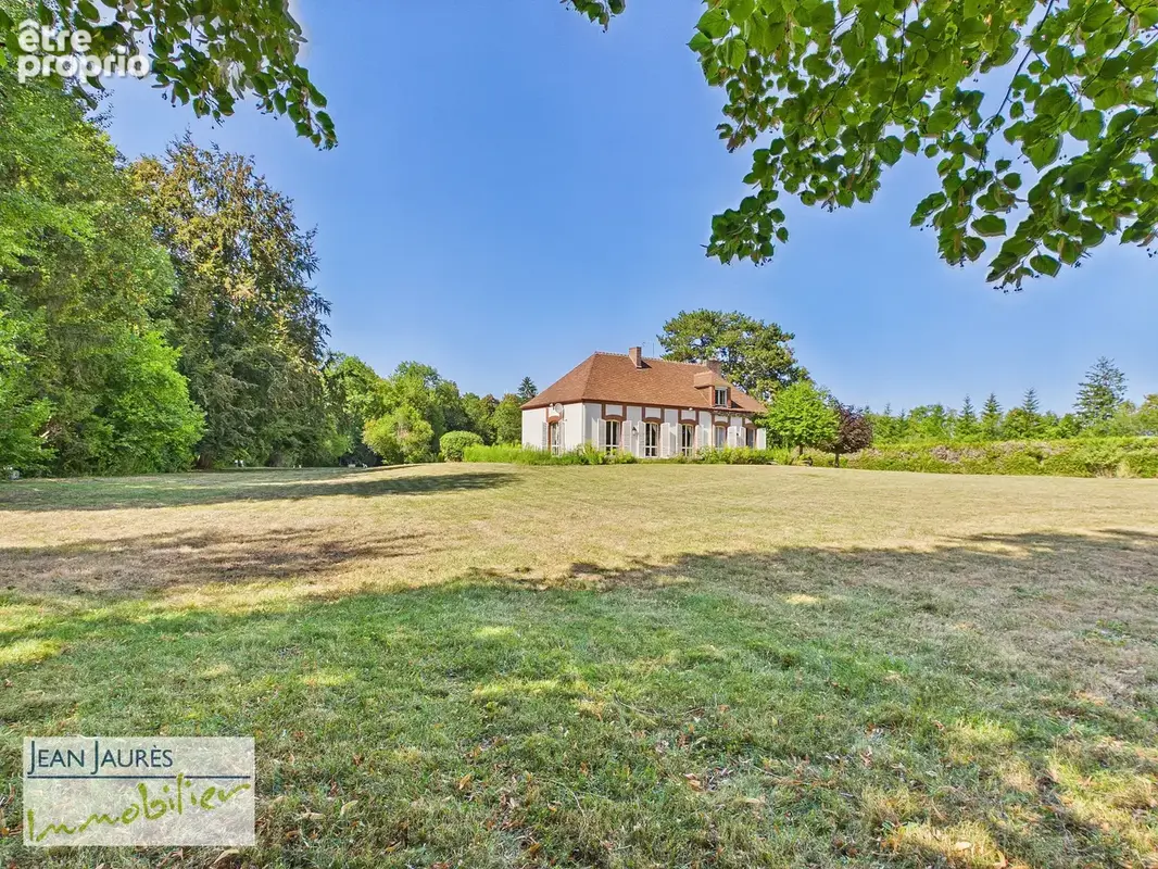 Propriété familiale des années 60 avec parc et piscine - photo 22