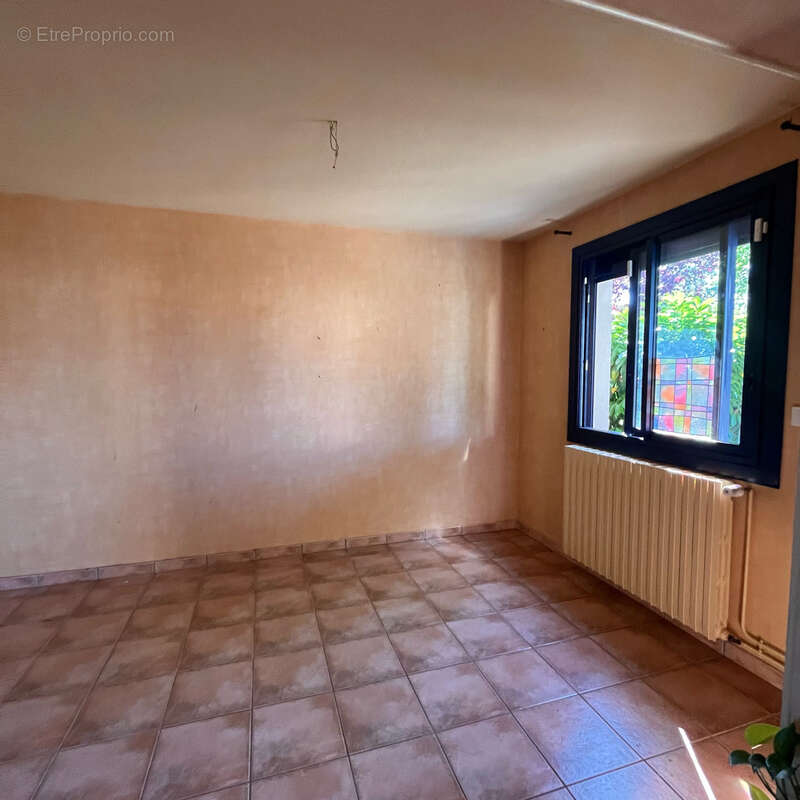 Maison  yzeure - photo 9