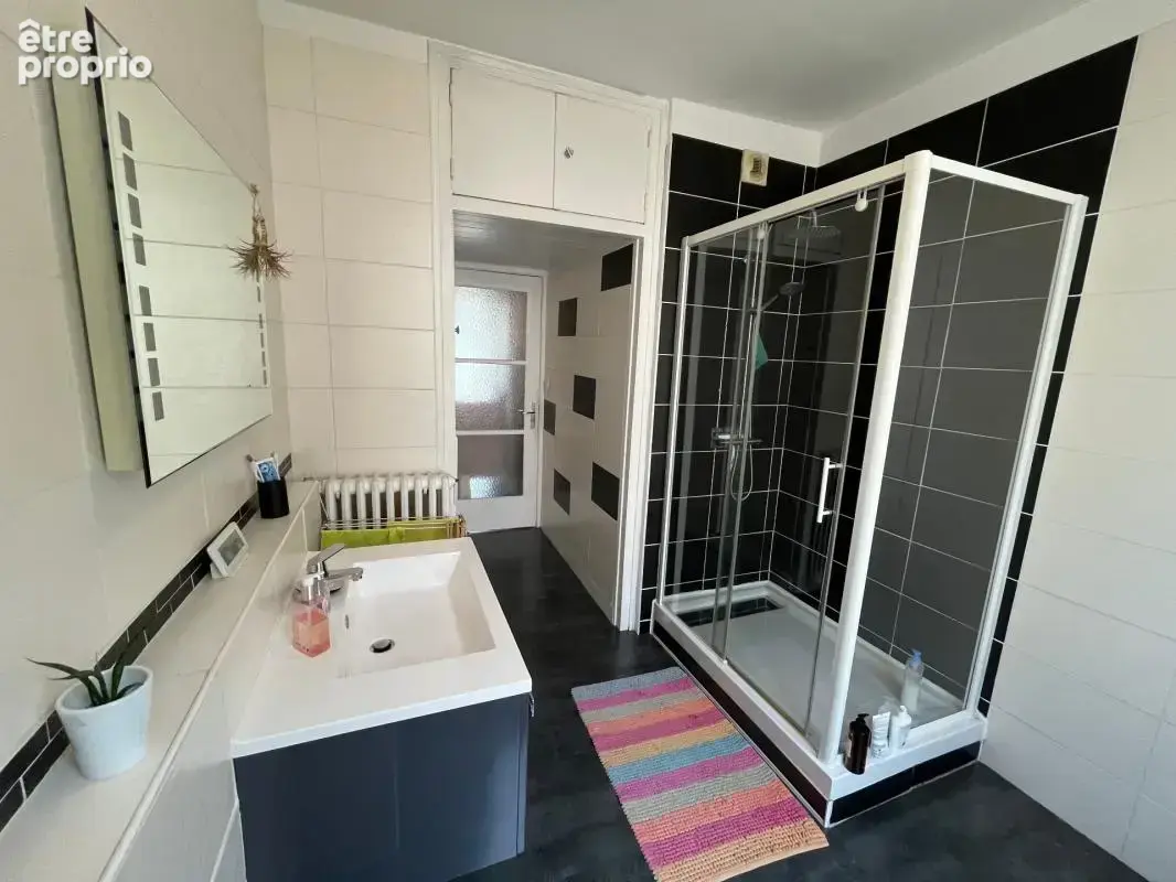 Appartement F3 72m² à METZ - photo 5