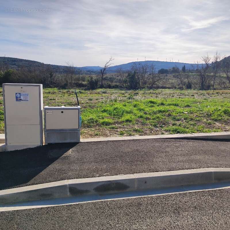 Terrain à PORTEL-DES-CORBIERES