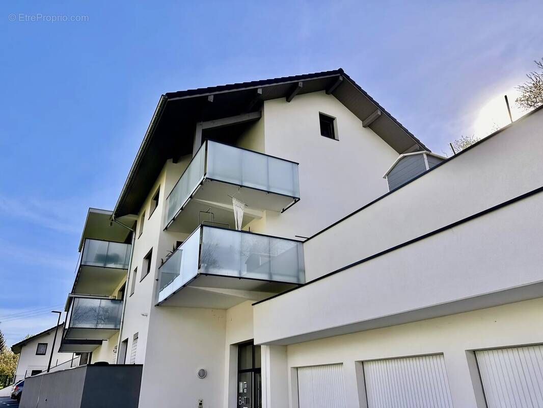 Appartement à SAINT-JEOIRE-PRIEURE