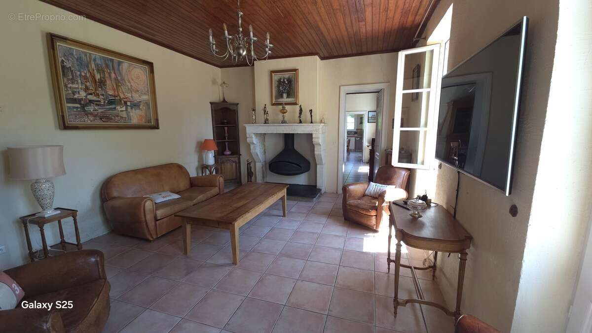 Maison 230 m² à Mios  - photo 5