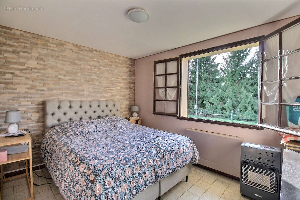 Maison à BOEURS-EN-OTHE