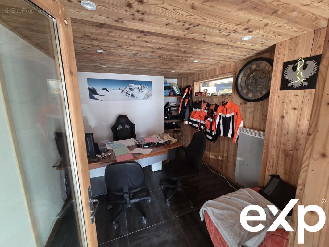 Commerce à BRIANCON