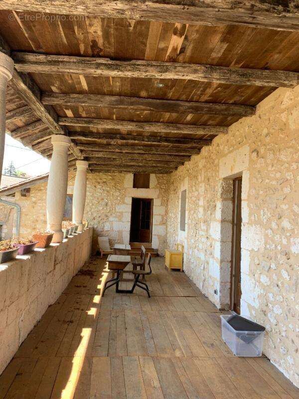 Maison Jaure 13 pièce(s) 380 m2 - photo 7