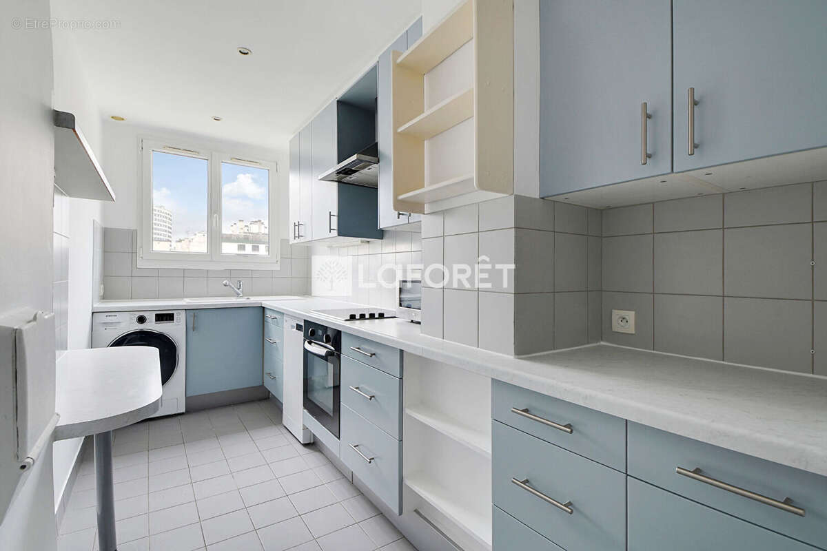 Appartement à PARIS-15E