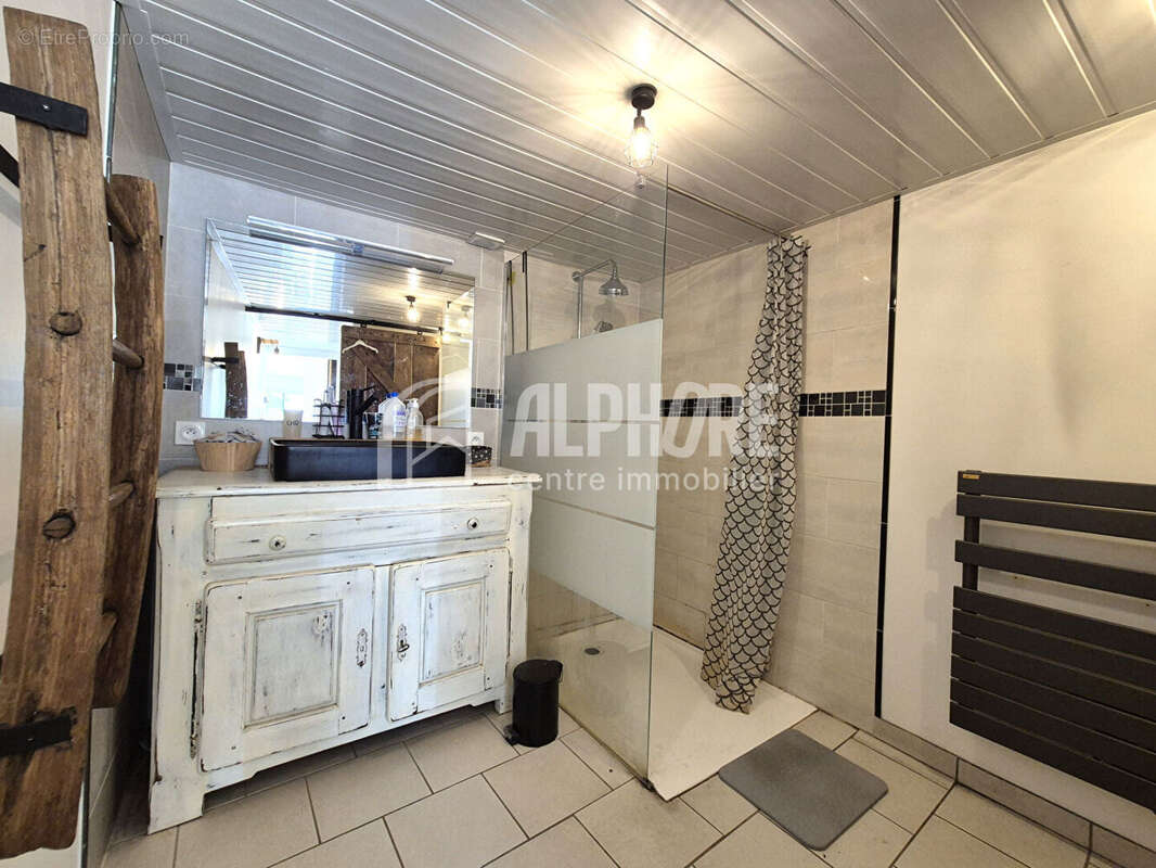 Maison de village Saint Martin Des Noyers 6 pièce(s) 178 m2 - photo 9