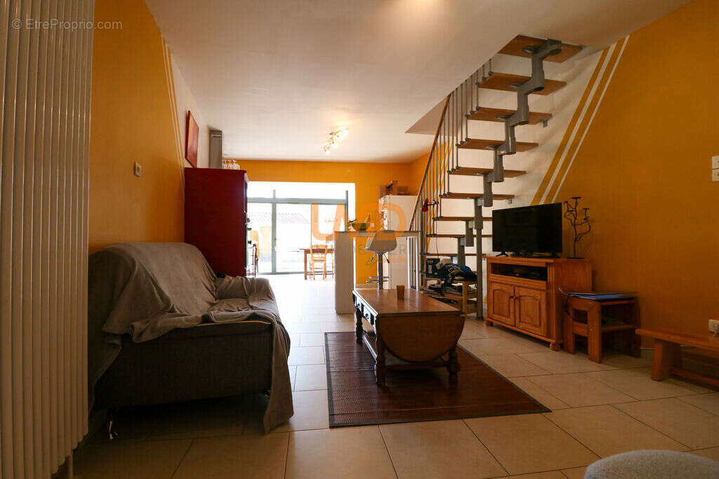 Maison à BERNIS