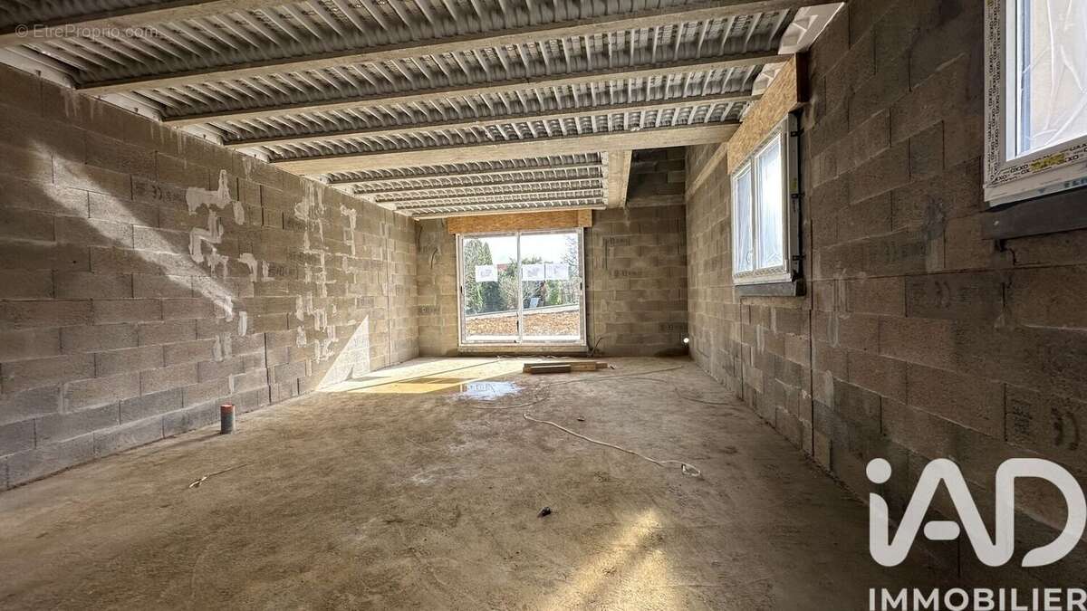 Photo 4 - Maison à ECOLE-VALENTIN