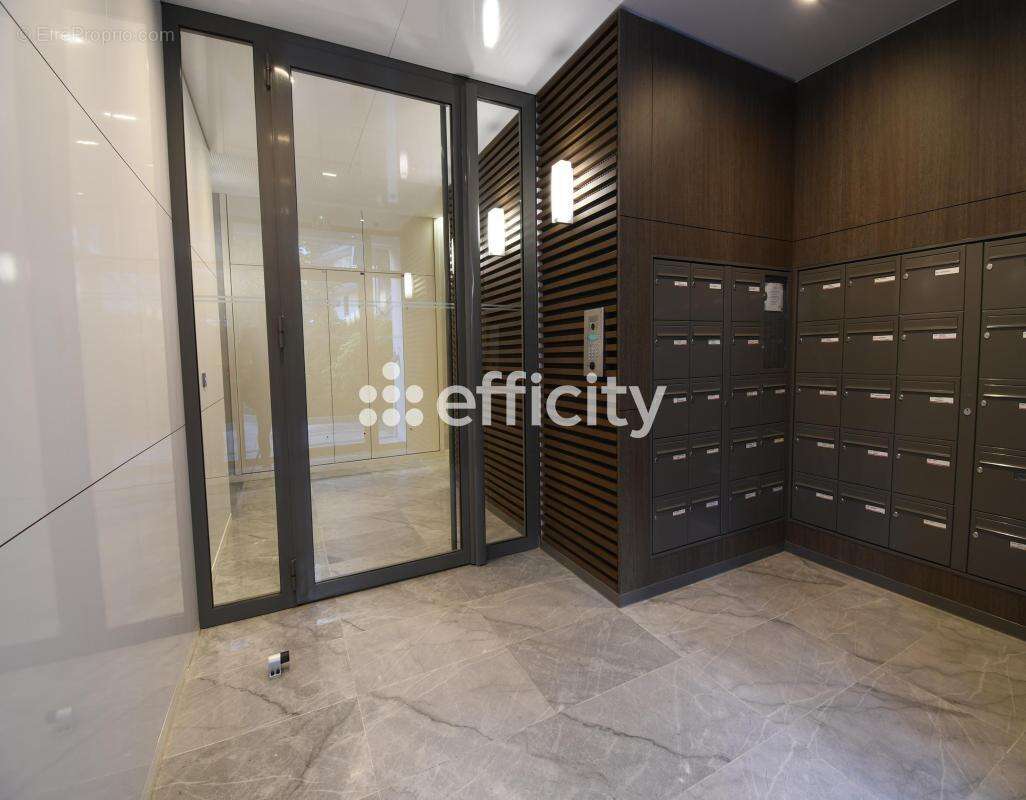 Appartement à BOIS-COLOMBES