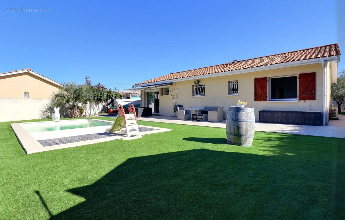 Maison à AMBARES-ET-LAGRAVE