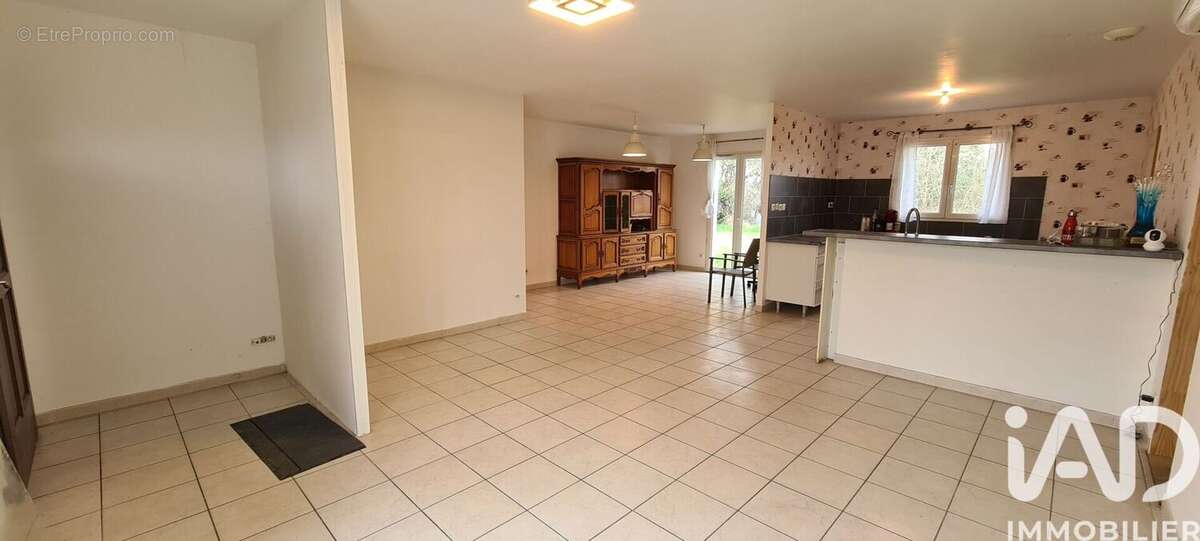 Photo 2 - Maison à LA VILLE-DIEU-DU-TEMPLE