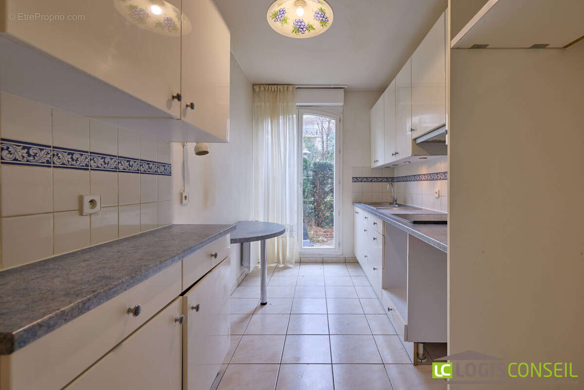 Appartement à BOURG-LA-REINE