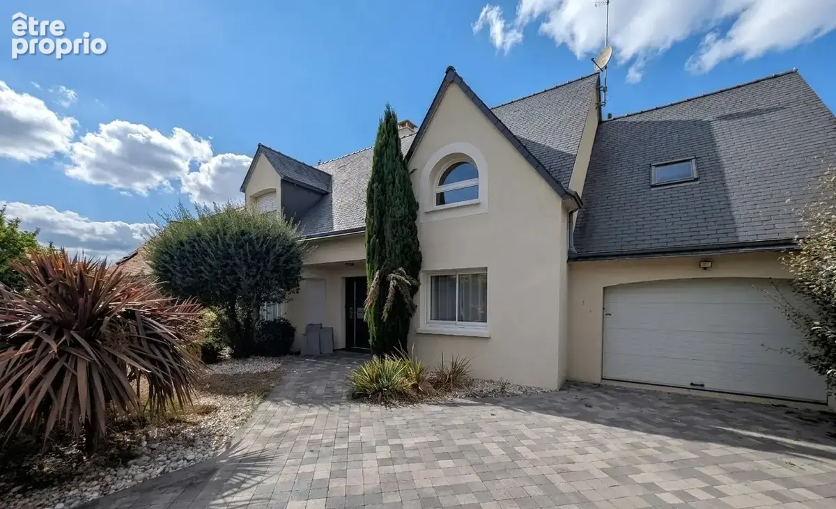 Photo Maison à Saint-Saturnin au prix de 355 000€